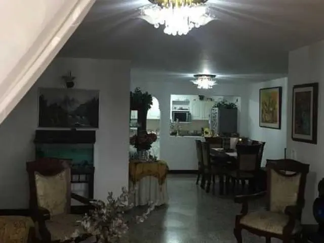 WhatsApp Image 2025-03-04 at 11.18.45.webp