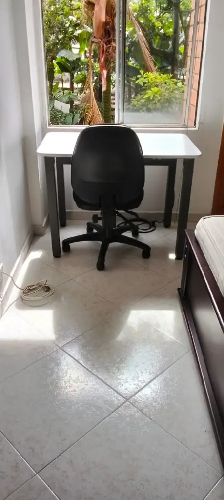 Escritorio en habitación